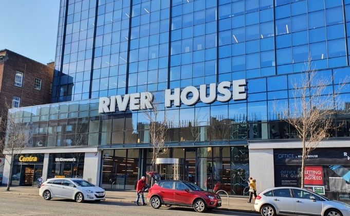 River House Office lock featuring KCC end to end solutions for automatic revolving entrance doors, internal timber doors, and , access control and integrated ironmongery