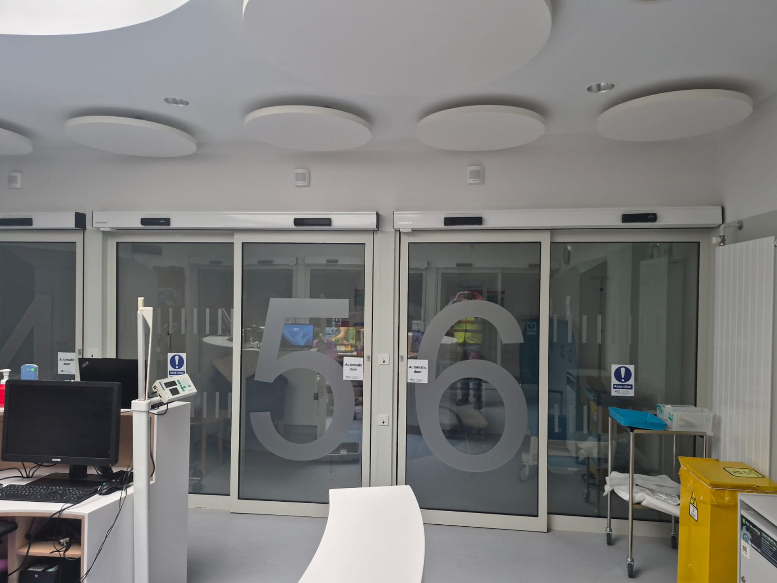Portalp Sliding Screens with Switchable Glass at University Hospital Limerick